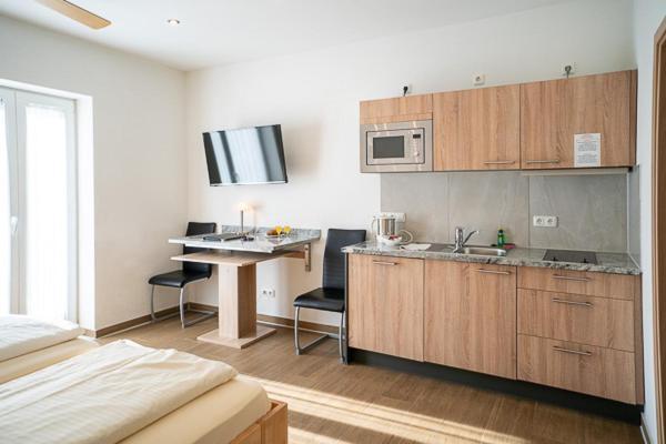 Boardinghouse Schellenberg Hotel Donauwoerth Luaran gambar