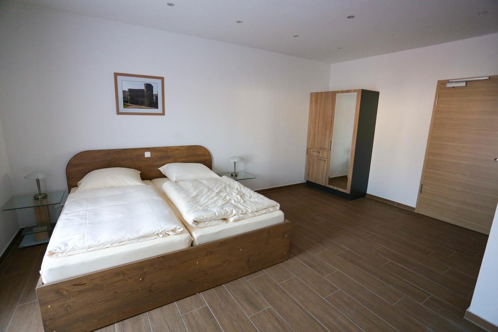 Boardinghouse Schellenberg Hotel Donauwoerth Bilik gambar